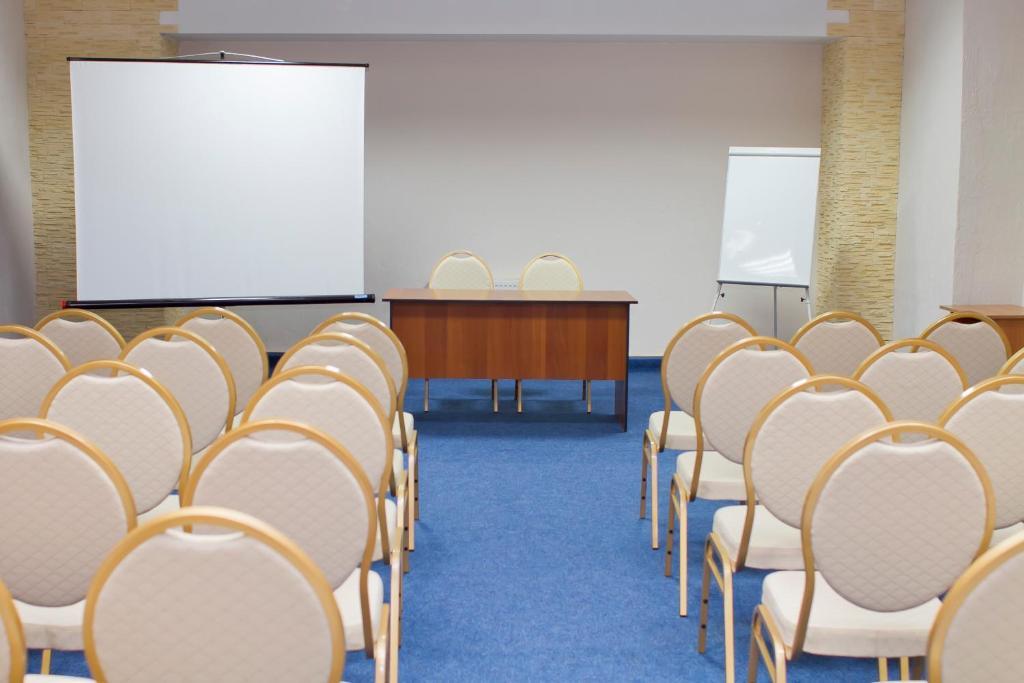 Hotel Mirniy Resort Odessa Esterno foto