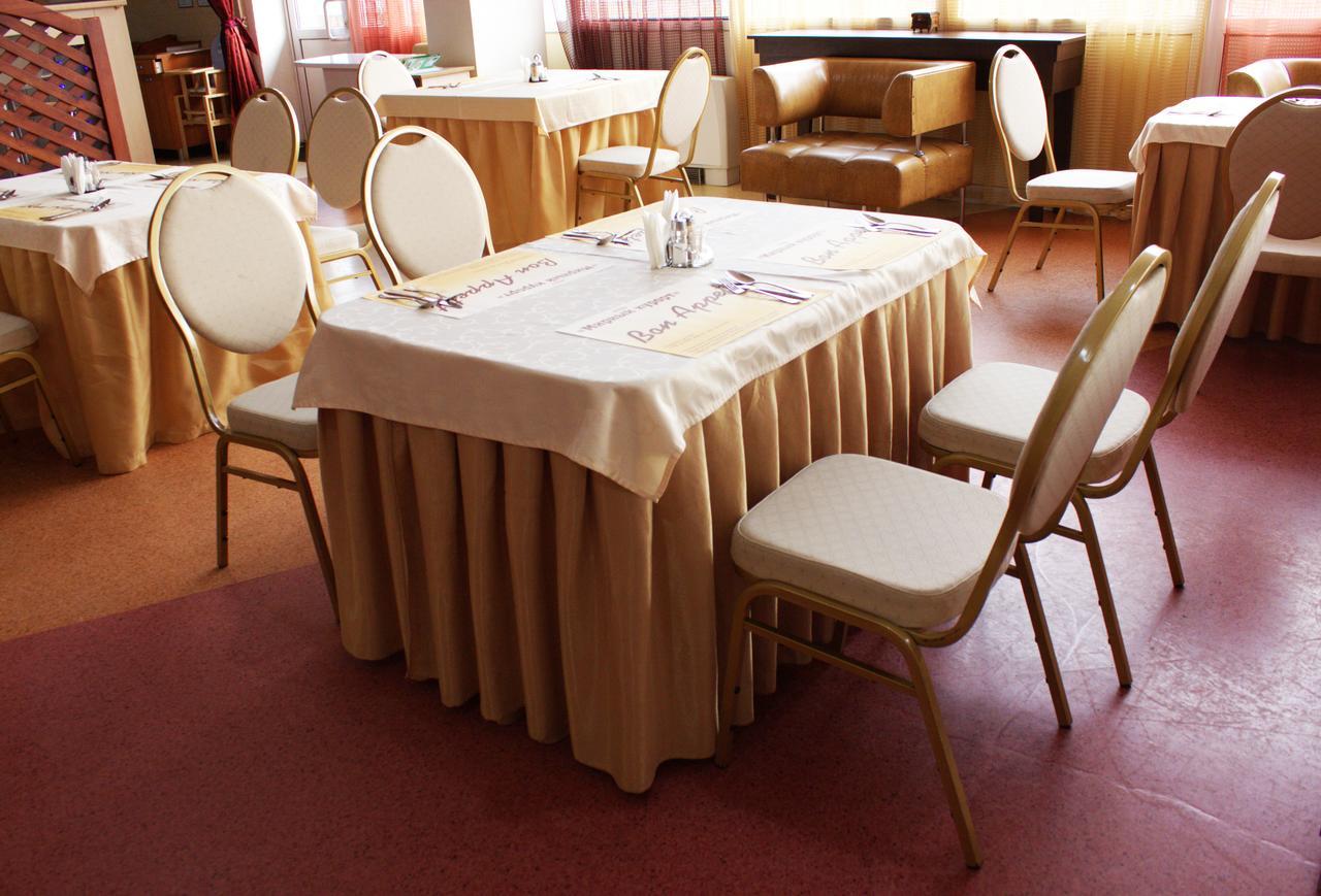 Hotel Mirniy Resort Odessa Esterno foto
